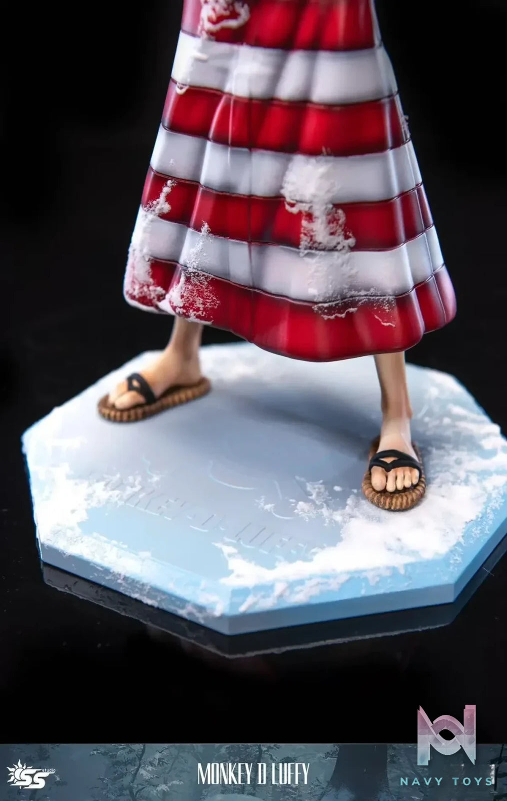 SS Studio - One Piece Punk Hazard & Dressrosa 4 Luffy resin statue Navy Toys anime figure