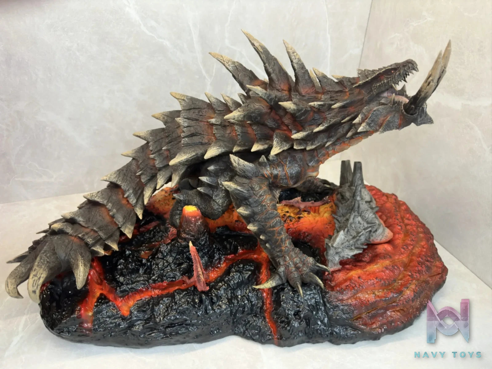 Dragon Frontier Studio – Monster Hunter Akantor