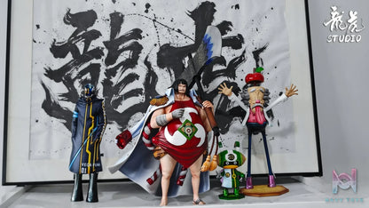 Long Hu Studio – One Piece Navy#1 Sentoumaru