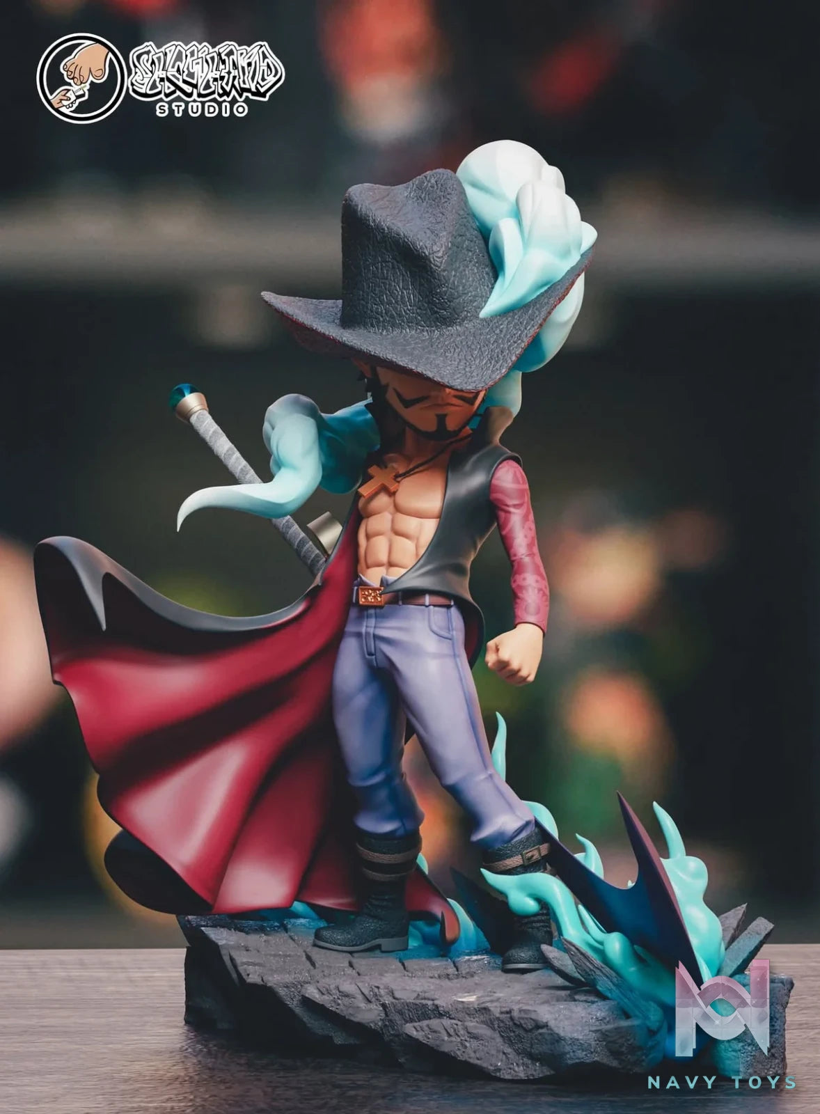 Dracule Mihawk resin statue showhand studio anime figure