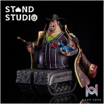 Stand Studio – One Piece Supernova Series Capone Bege