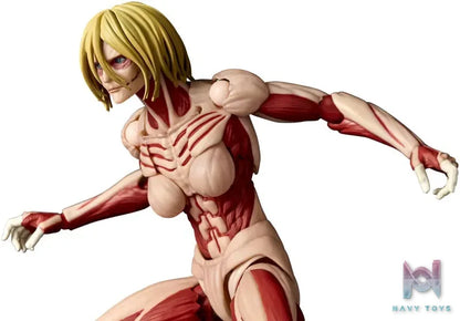 Kaiyodo – Revoltech Amazing Yamaguchi Attack on Titan Armored Titan & Female Titan (Licensed)