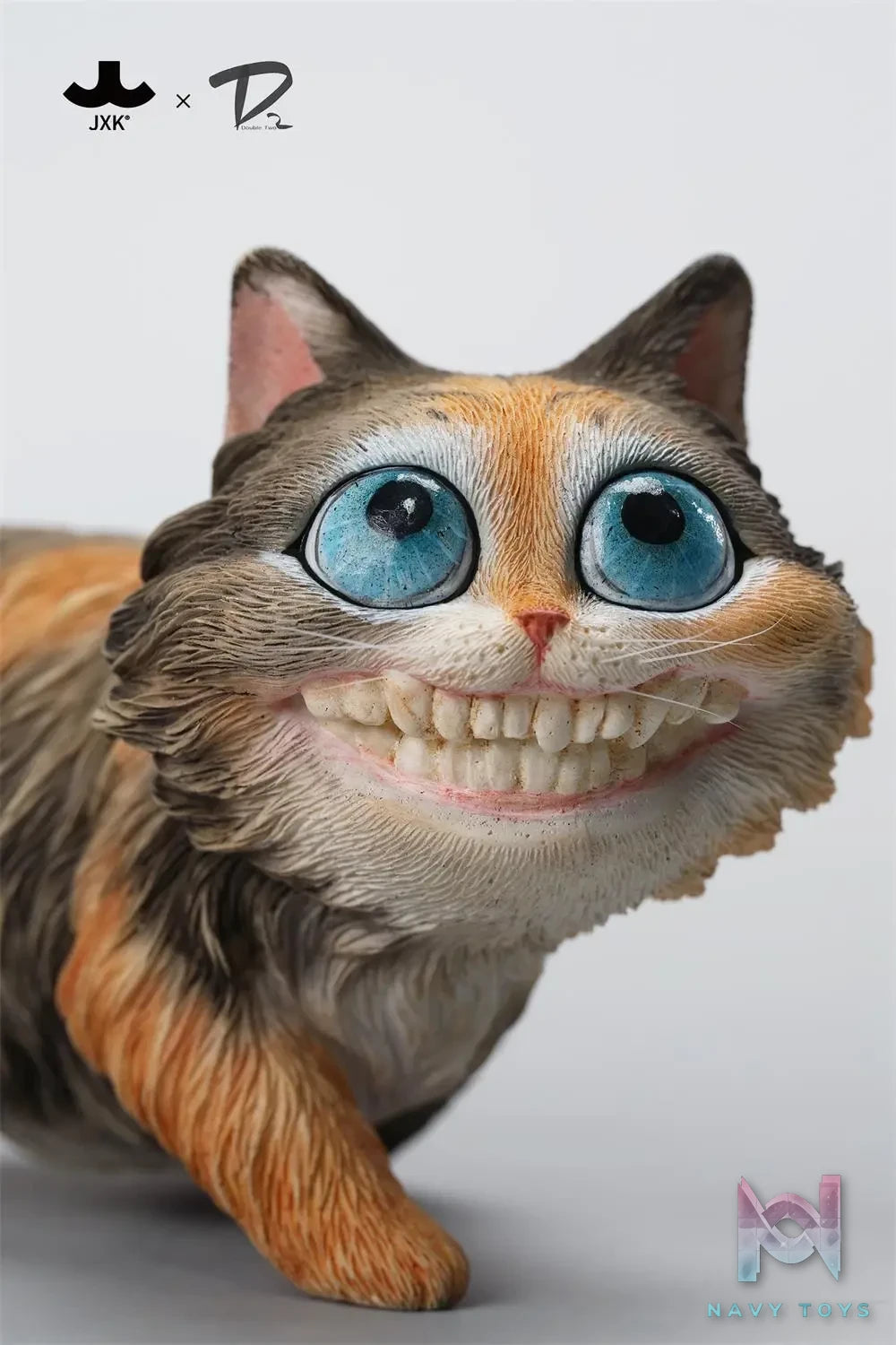 DOUBLE TWO & JXK – Original Urban Legends-Grinning Cat Figurine (Licensed)