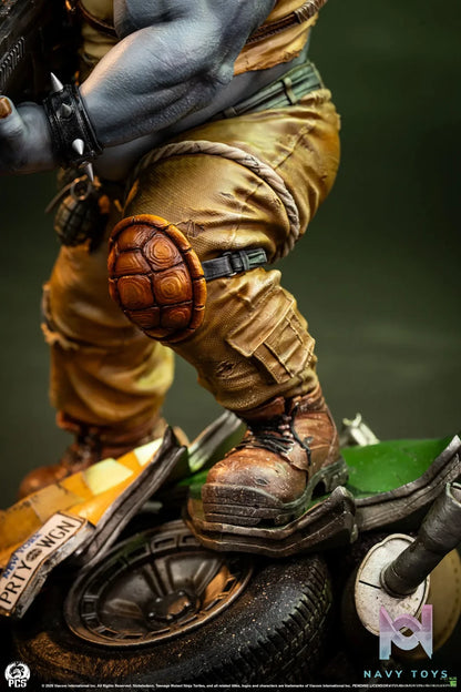Premium Collectibles Studio – TMNT Legends Rocksteady 1/3 Scale Statue (Licensed)
