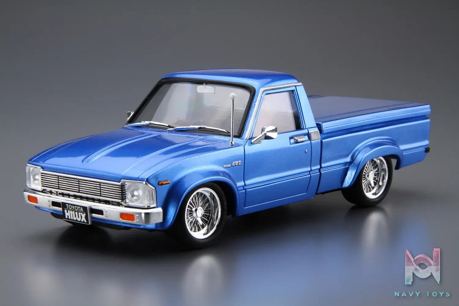 AOSHIMA – 1/24 Scale Car Model #7 (Licensed)