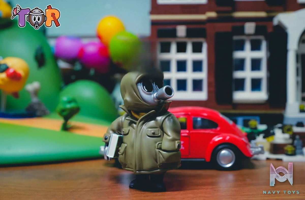 ZOR Studio X TOR Studio – WCF Akira Toriyama Series #11 Akira Toriyama with a Book Dragon Ball