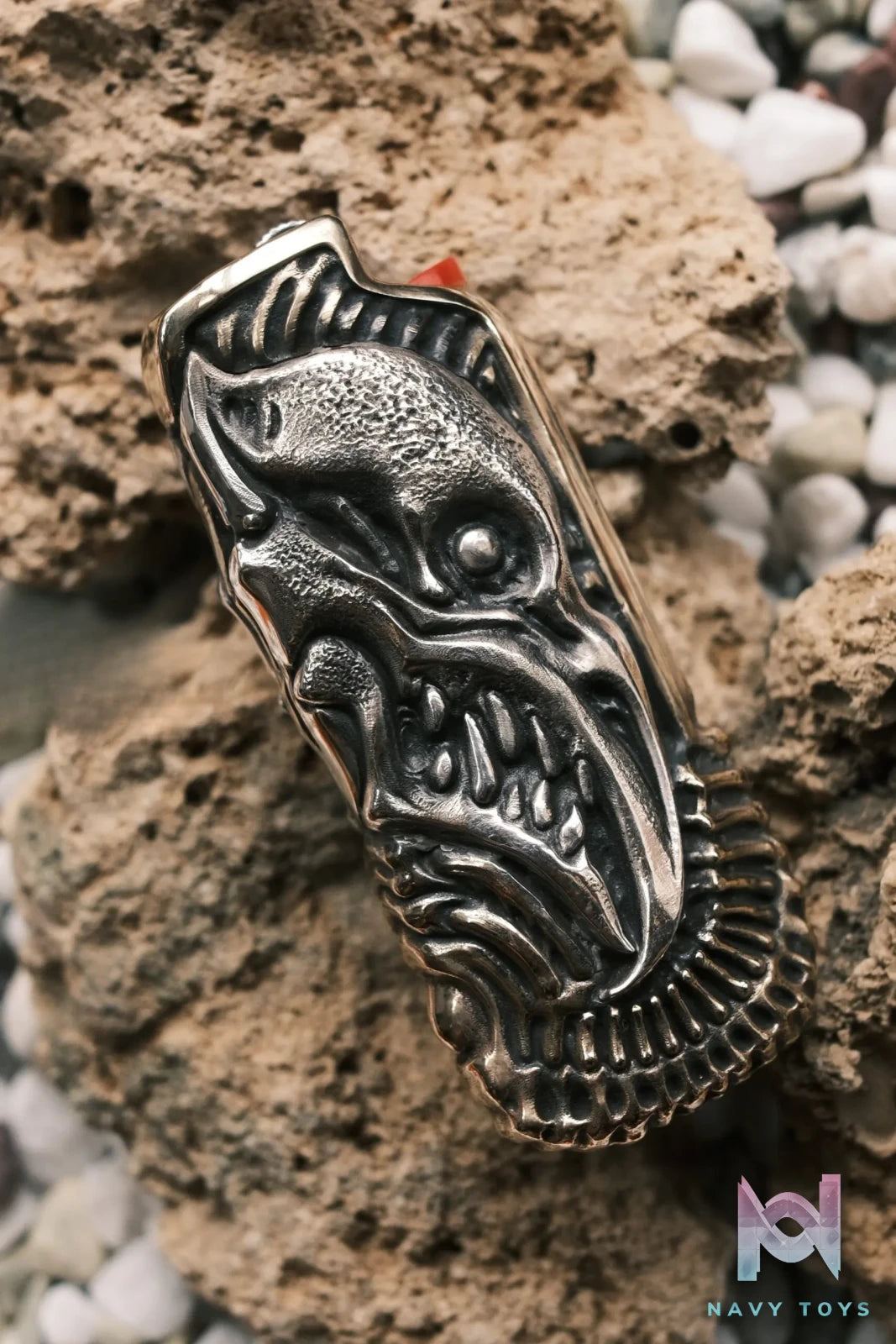 Raven Studio (silver jewelry) – Misty Fire Handmade Silver BIC J5 Lighter Case Original