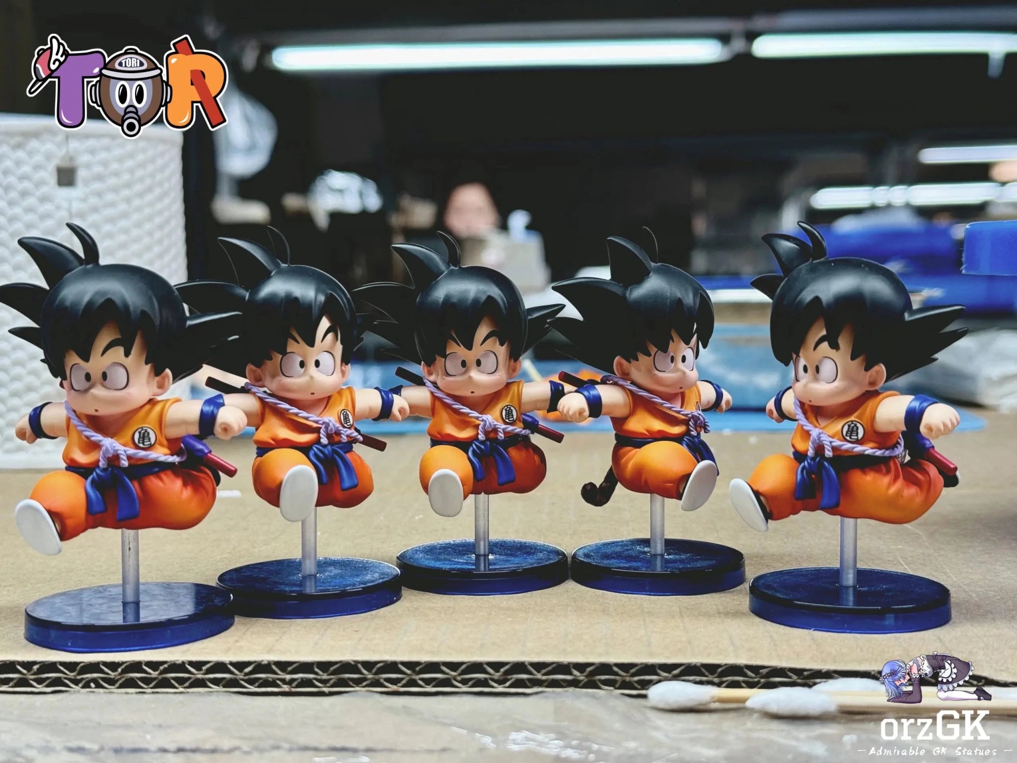 TOR Studio - WCF Little Goku Series 001 Running Little Goku Dragon Ball resin statue Navy Toys anime figure
