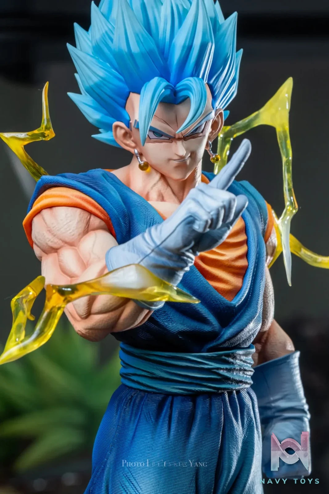 KAW Studio - Vegito Dragon Ball resin statue Navy Toys anime figure