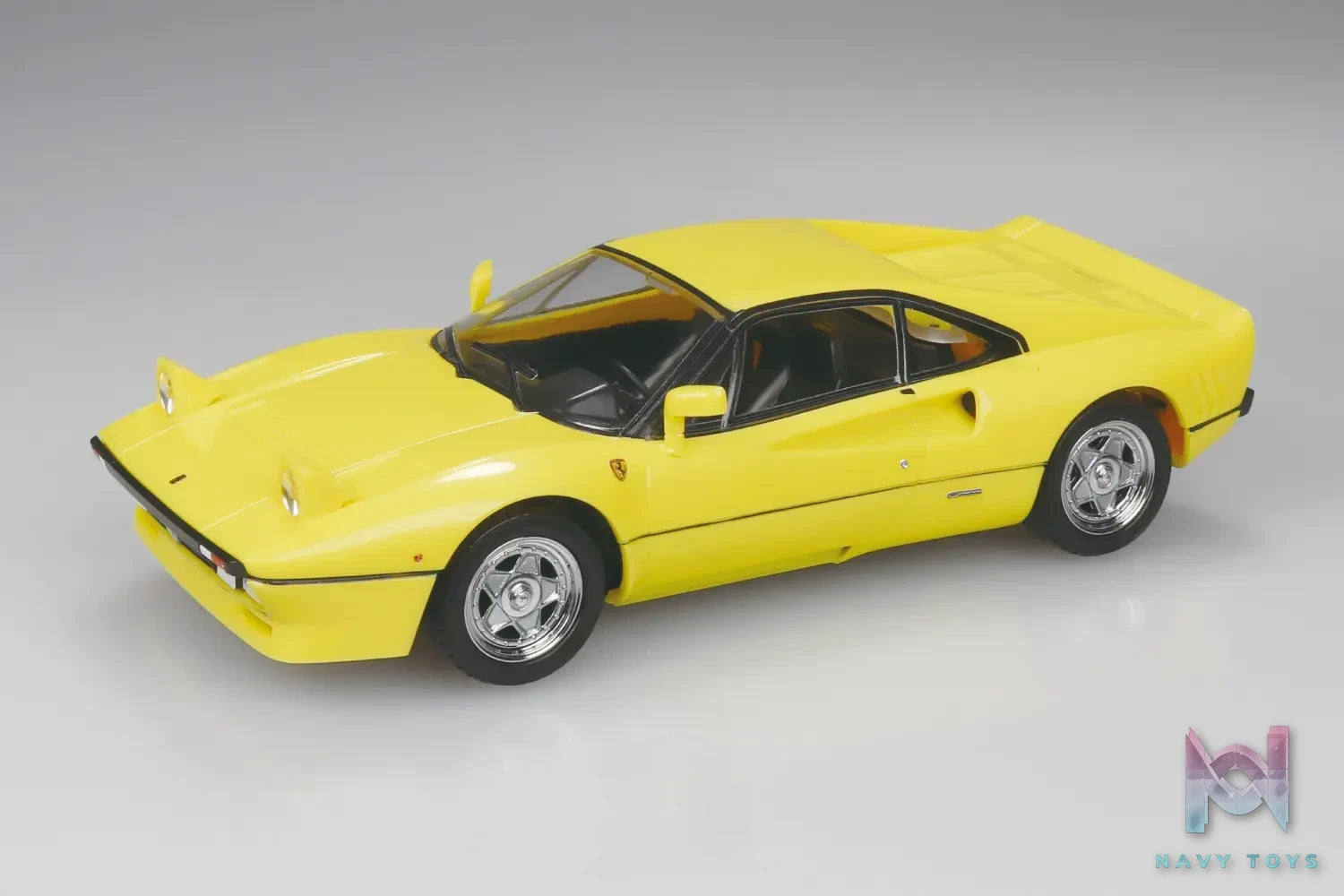 AOSHIMA – 1/32 FERRARI GTO (Licensed)