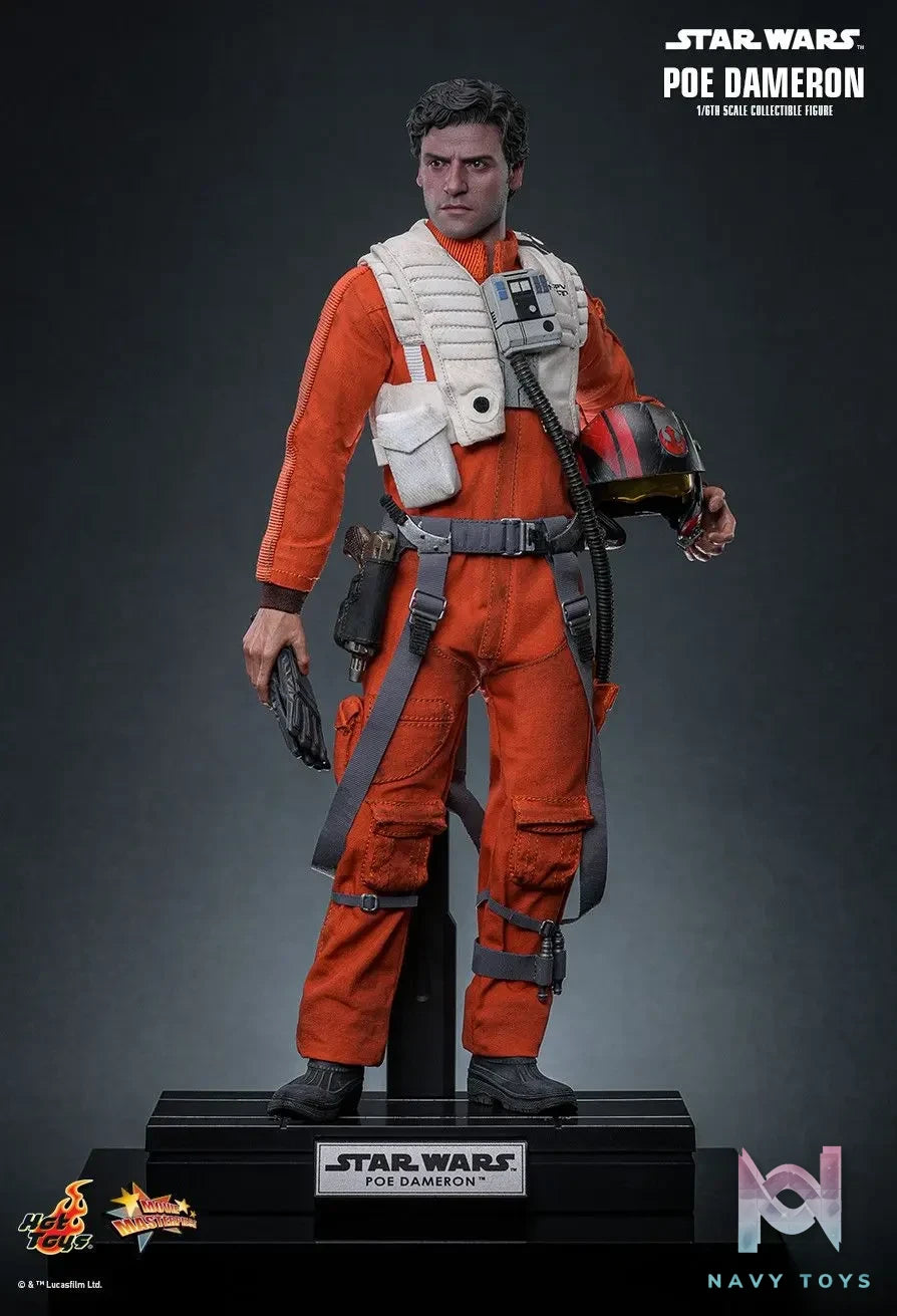 Hottoys – Star Wars: The Force Awakens Poe Dameron MMS806 (Licensed)