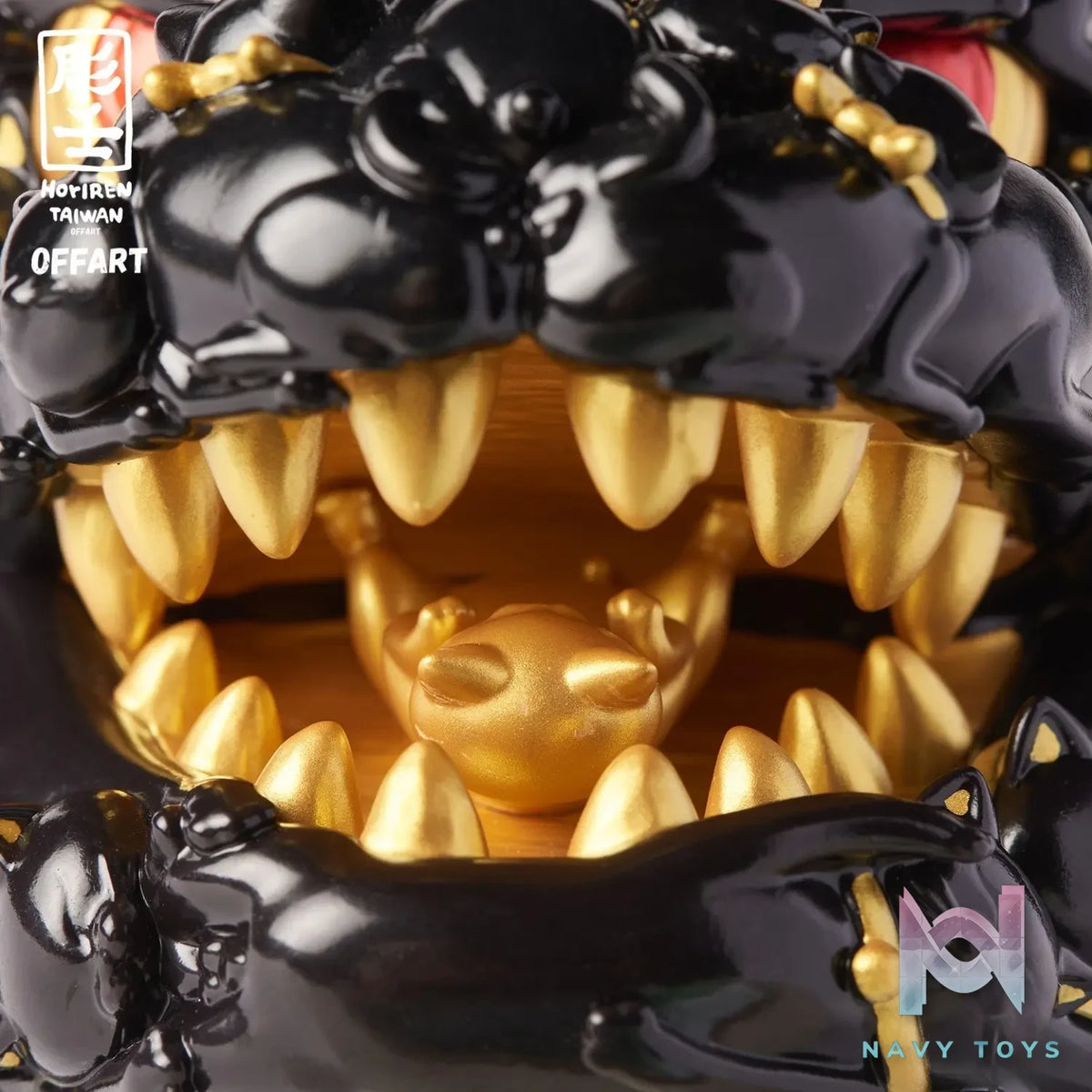 OFFART & A Ren – OFFART X Horiren Red Flame Hundred Cats Mini – Black Gold Bust (Licensed)