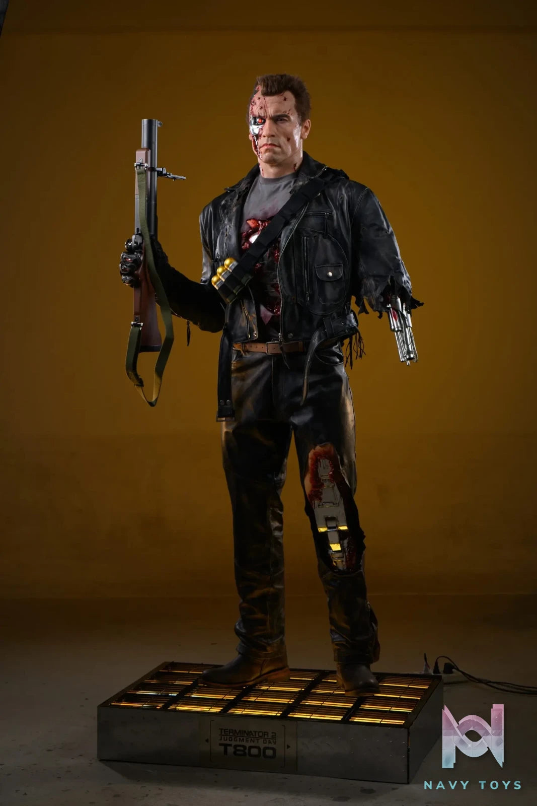 Inner Studio – Terminator T800 battle damage 1/1 life size statue The Terminator