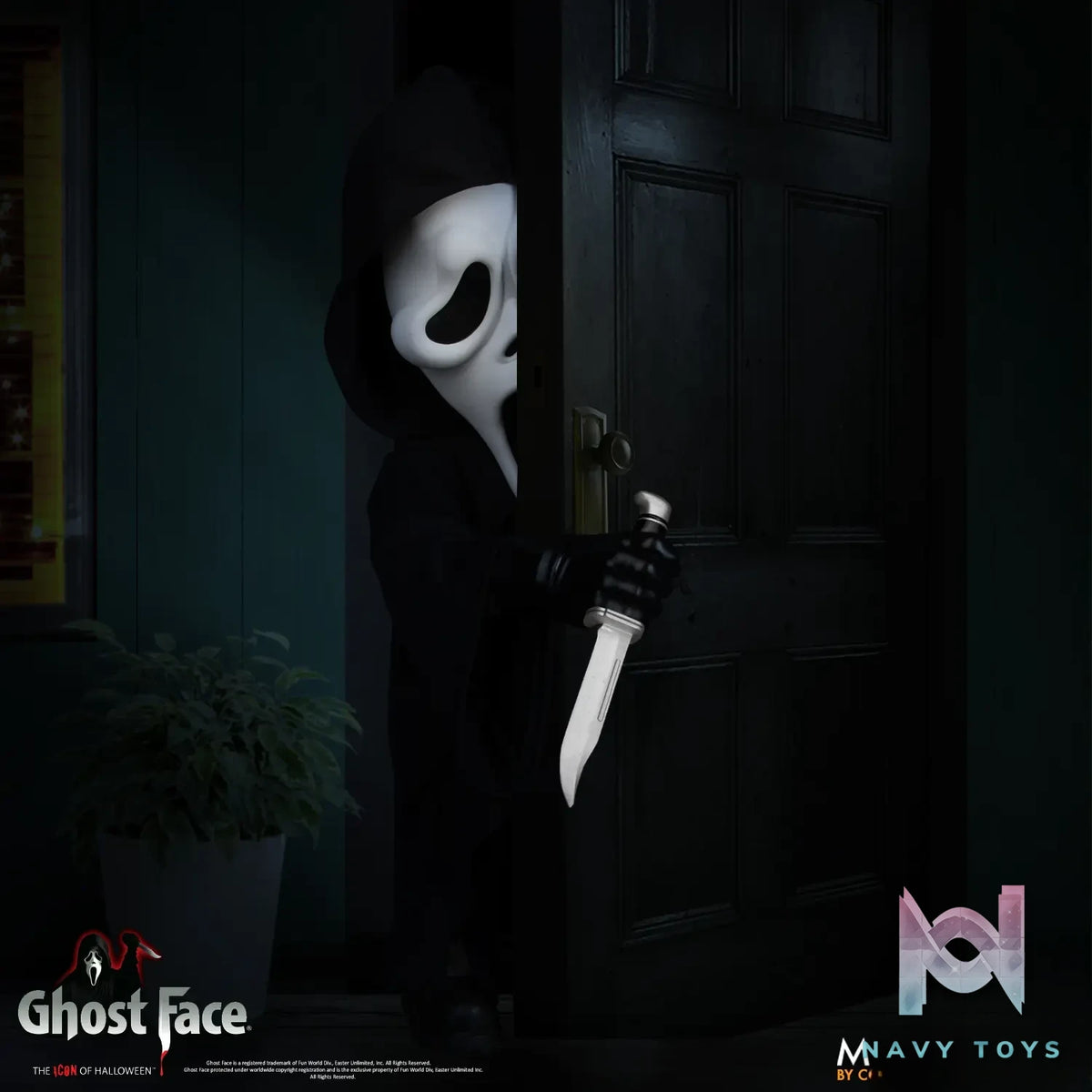Mezco Studio – 1/12 Collective Scream Ghostface Action Figure (Licensed)