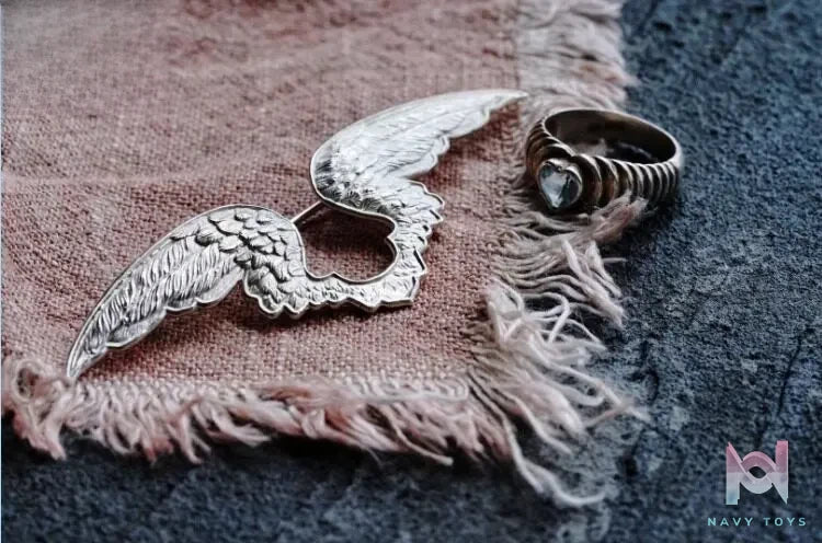 Raven Studio (silver jewelry) – Original Design Wing Brooch Original