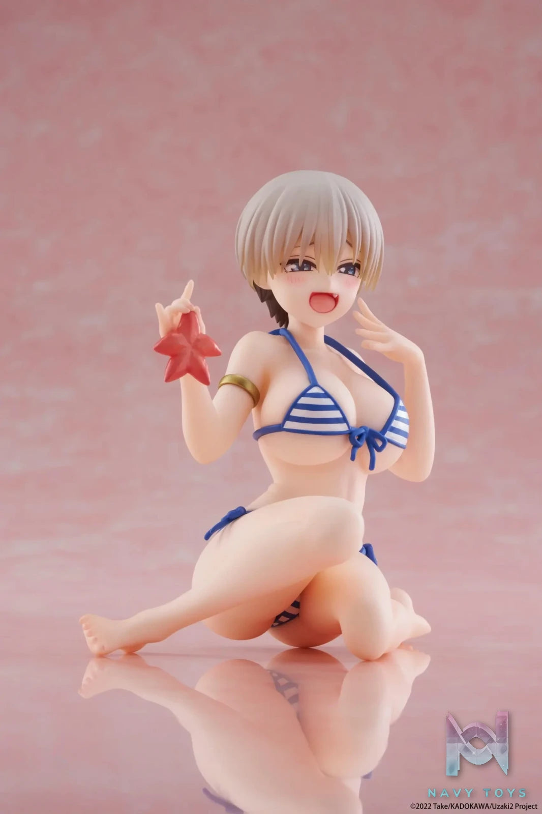 Taito – Uzaki-chan Wants to Hang Out! Desktop Cute Figure – Hana Uzaki Swimsuit Version on the Beach (Licensed)