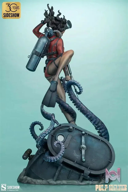 Sideshow Collectibles – Original Pulp Vixens#2 DEEP DOWN 300841 (Licensed)