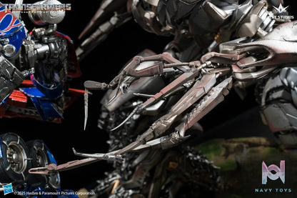 WAY Studio – Transformers: Revenge of the Fallen Series Optimus Prime vs Megatron Scene Statue (Licensed)