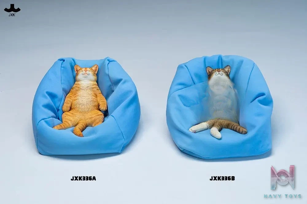 JXK – Lazy Cat on the Sofa JXK336 (Licensed)