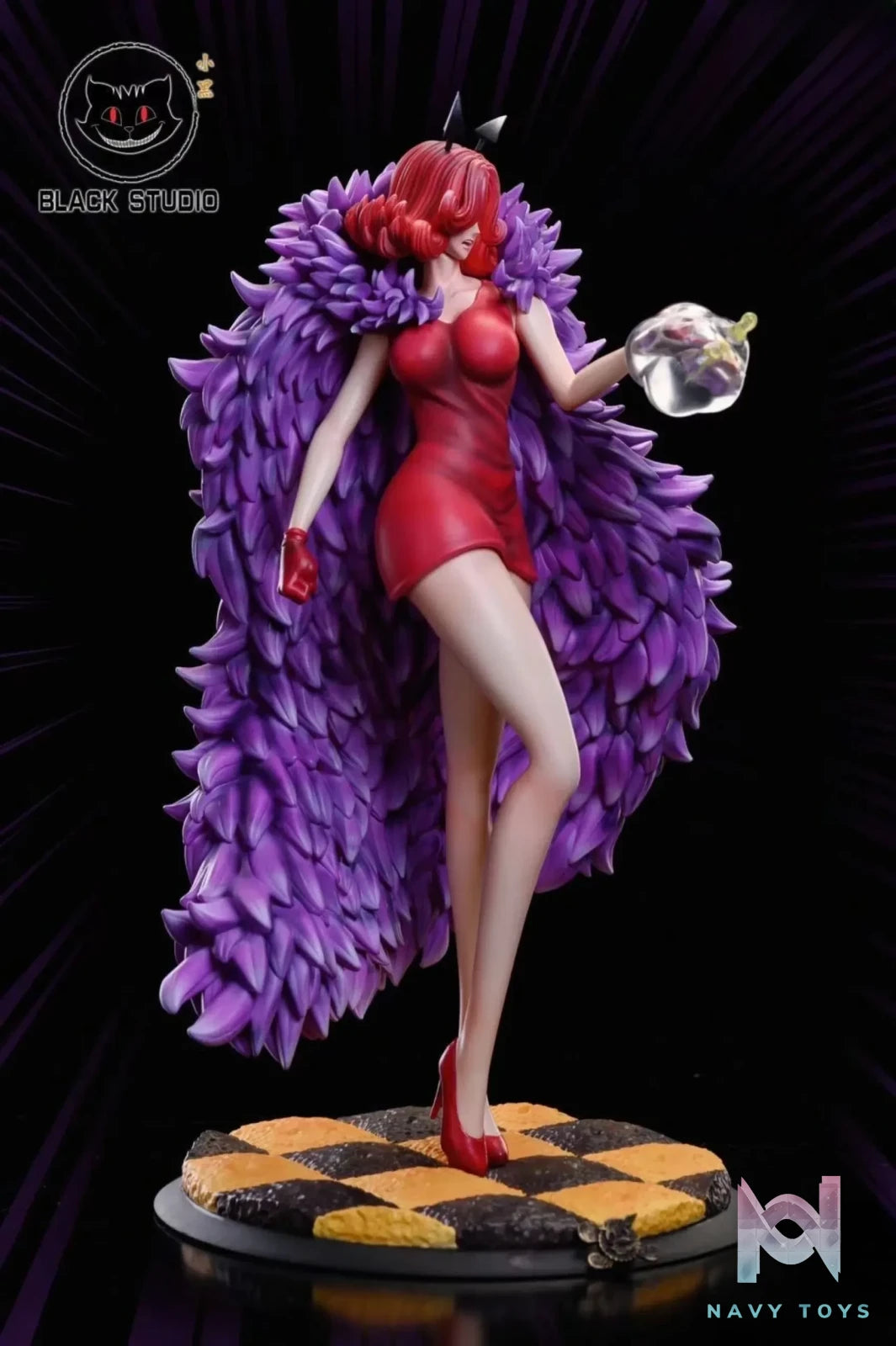 Black Studio – One Piece Big Mom Pirates Charlotte Galette