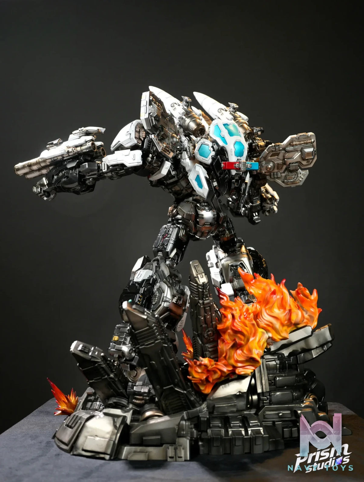 Prism Studio – Prowl Transformers