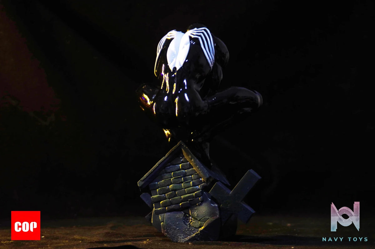 COP Studio – Marvel Rainy Night Spider-Man
