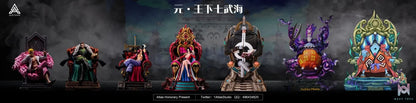 Atlas Studio – One Piece Shichibukai Sitting Gekko Moria