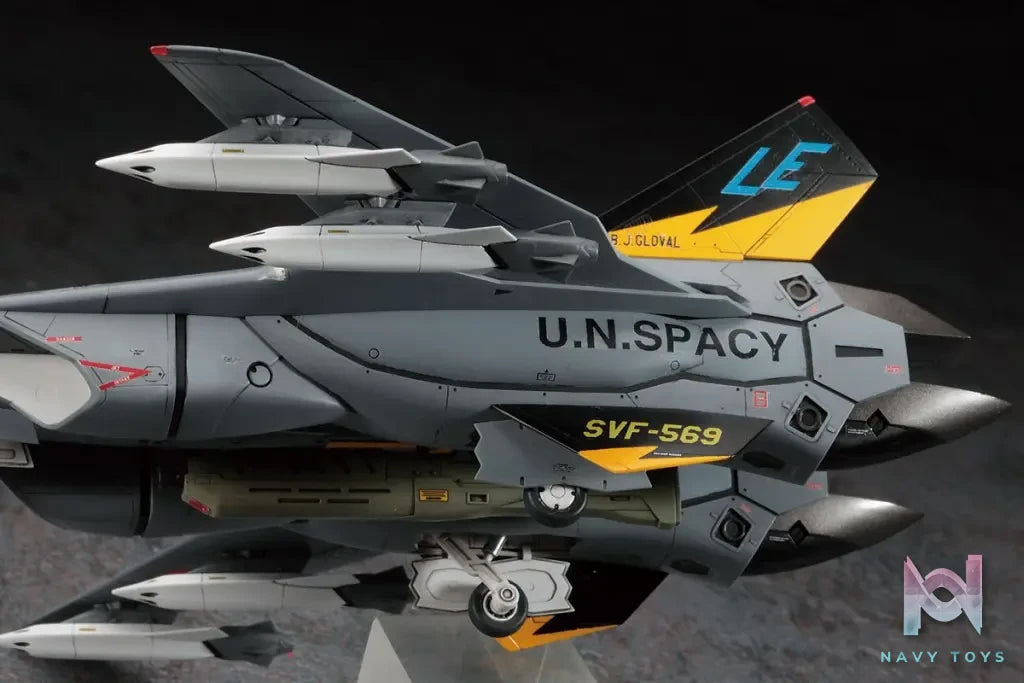 Hasegawa – 1/72 VF-19A “SVF-569 LIGHTNINGS” w/High-maneuver missiles (Licensed)