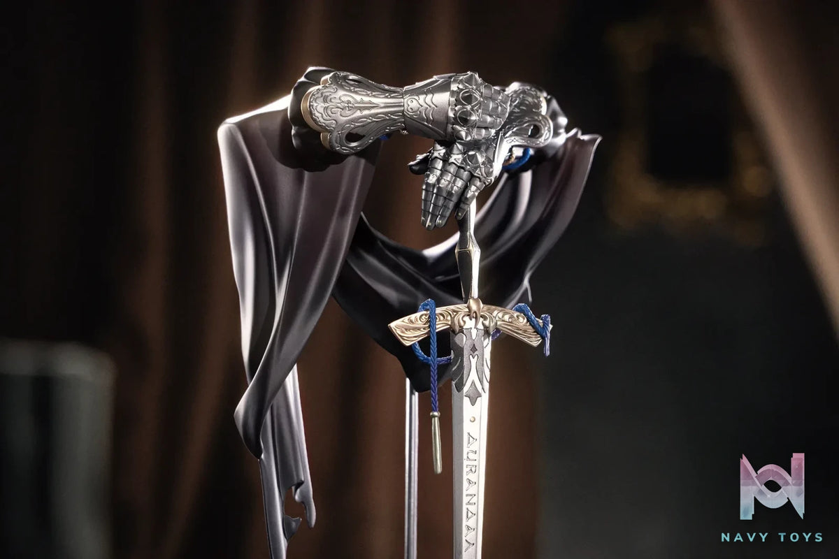 APEX-TOYS – Reverse: 1999 A Knight LIMEPIE Non-Scale Painted Figure (Licensed)