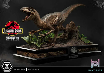 Prime 1 Studio – Legacy Museum Collection Jurassic Park (Film) Velociraptor Attack 1/6 scale LMCJP-04(Licensed)