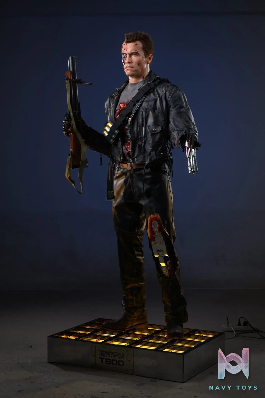 Inner Studio – Terminator T800 battle damage 1/1 life size statue The Terminator