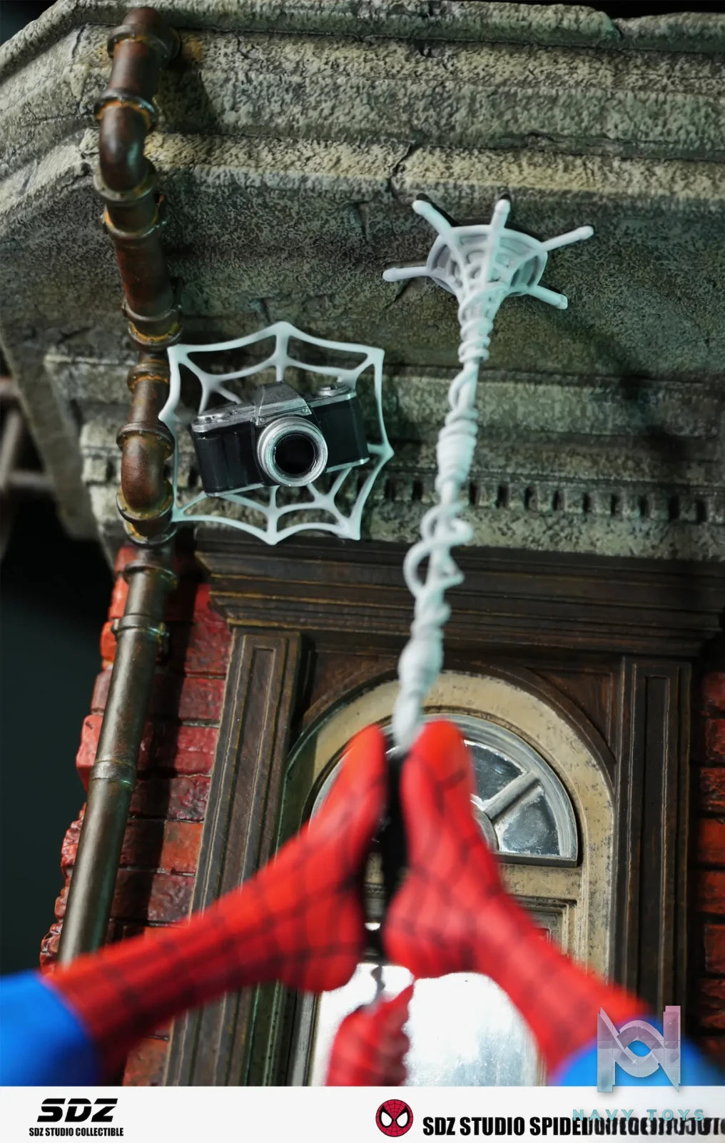 SDZ Studio – Marvel Upside down Spider Man