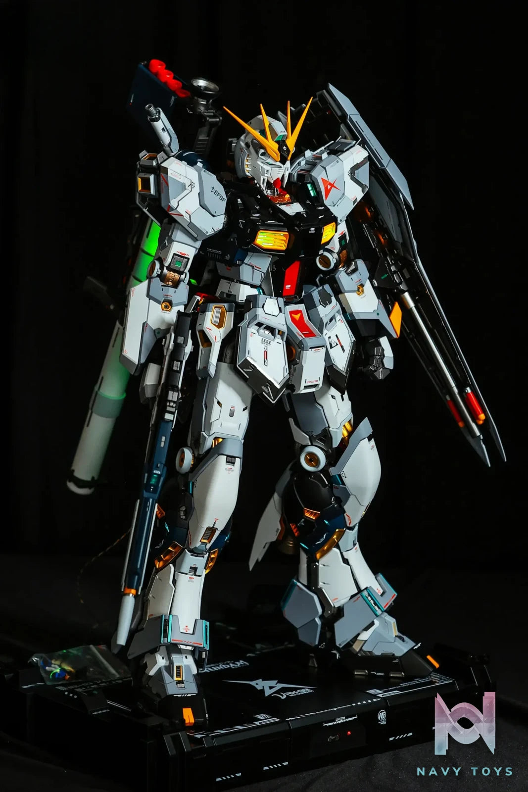 HH Mo Xing Gong Fang Studio – 1/60 PGU RX-93 v Gundam Airbrushed Finished Model Gundam