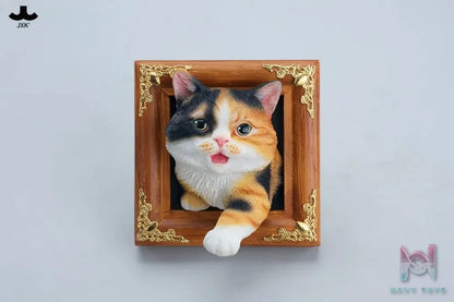 JXK – Escaped domestic cat JS-2608 (Licensed)