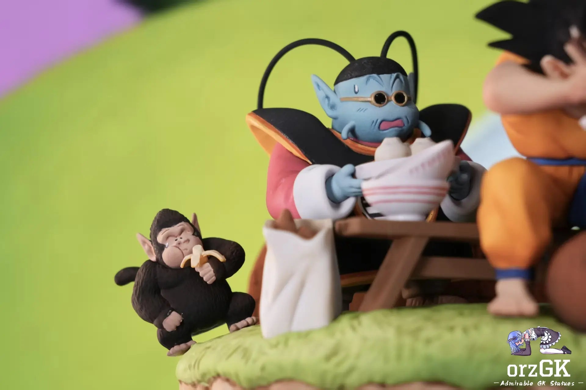 SENZUBEAN Studio - King Kai Planet Eating Dragon Ball resin statue Navy Toys anime figure