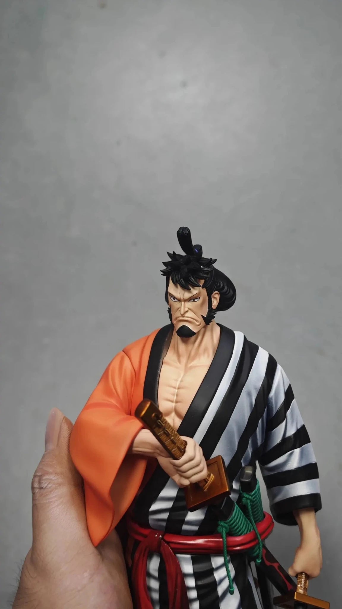 Ghost Studio X Long Hu Studio - Nine Red Scabbards 1 Kin'emon One Piece resin statue Navy Toys anime figure