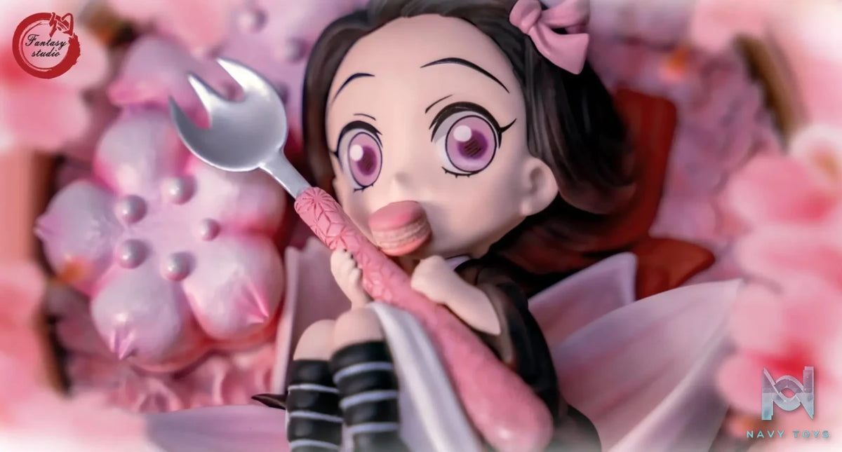 Fantasy Studio – Kamado Nezuko Eating Macaron