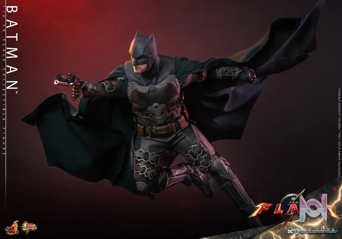 Hottoys – The Flash – Batman and Batcycle – 1/6th Scale MMS703 MMS704 MMS705 (Licensed)