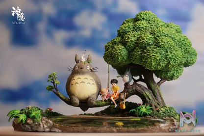 Shen Yin Studio - My Neighbor Totoro The cozy moments of midsummer resin statue Navy Toys anime figure