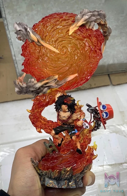 G5 Studio – One Piece Whitebeard Pirates Ace