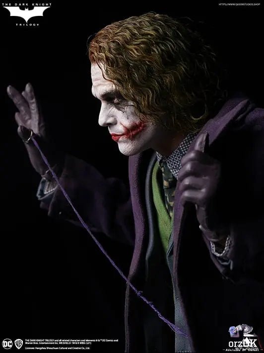 Queen Studio - The Dark Knight Joker 1/4 Scale Statue (Licensed) resin statue Navy Toys anime figure