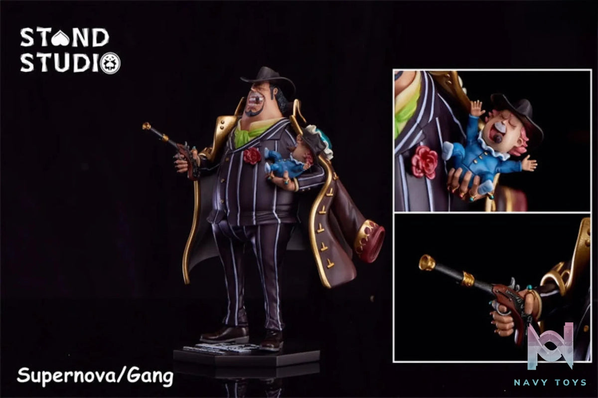 Stand Studio – One Piece Supernova Series Capone Bege