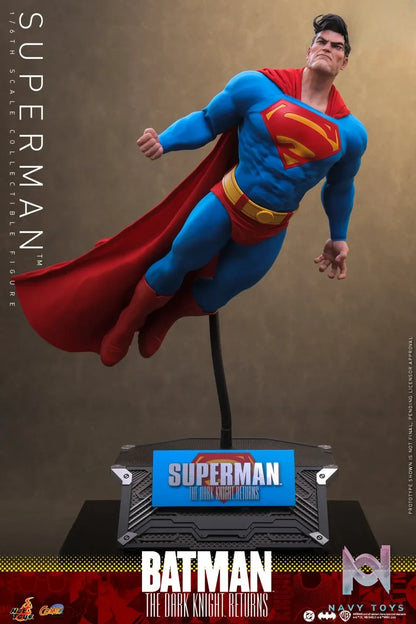 Hottoys – Batman: The Dark Knight Returns – Superman 1/6 Action Figure CMS032 (Licensed)