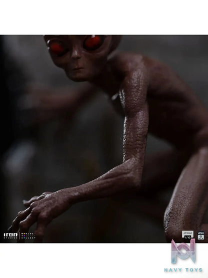 Iron Studios – ET Varginha Statue I Want to Believe Art Scale IWTBEL122425-10 (Licensed)