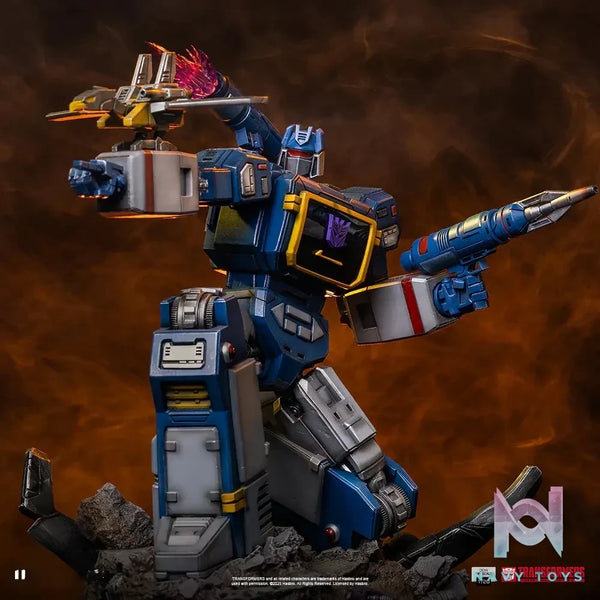 Iron Studio – Soundwave Transformers Demi Art Scale 1/20 Statue HASBR139826-20 (Licensed)