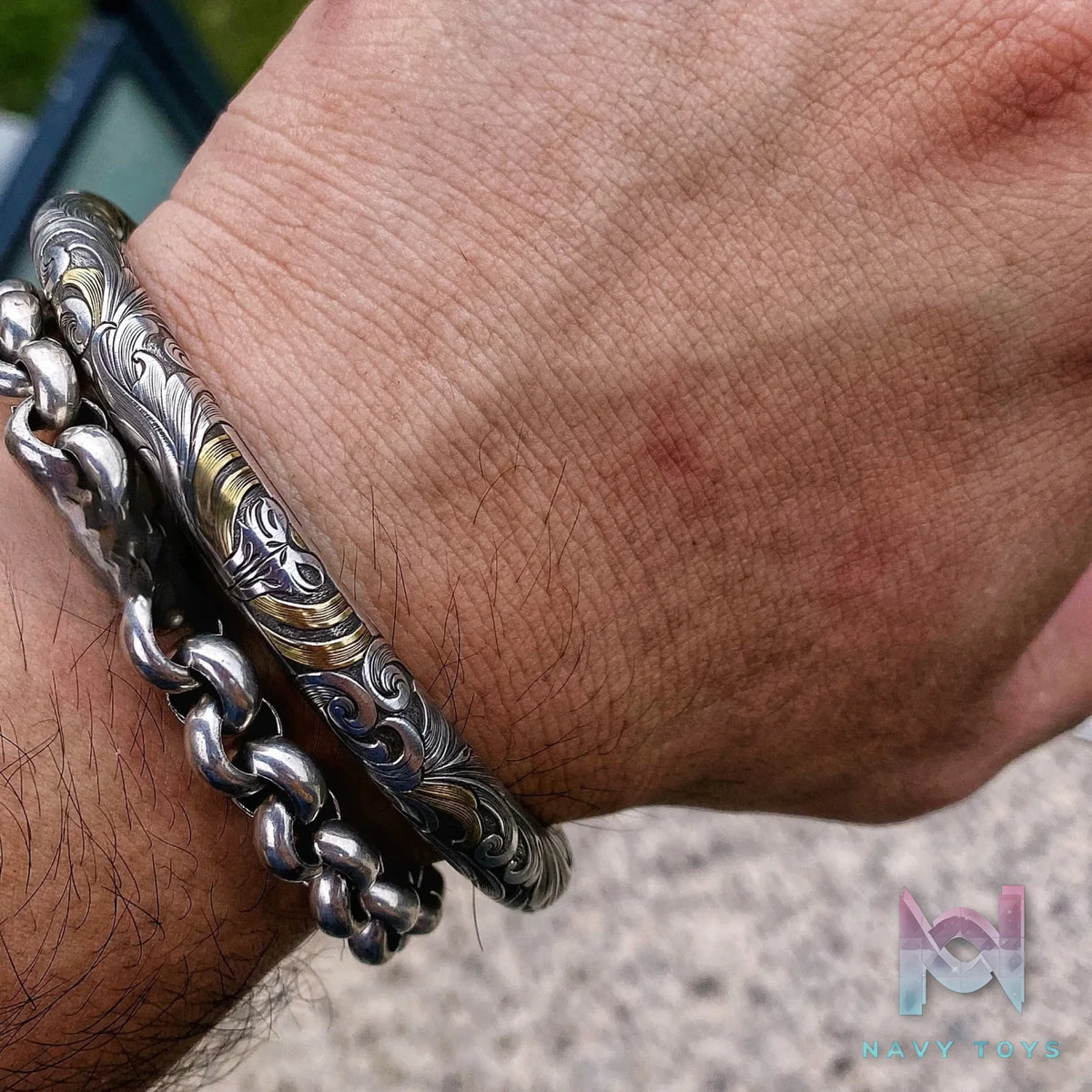 Raven Studio (silver jewelry) – Exclusive Design “Blossoms” Lindsay Engraved Cylinder Bracelet Original