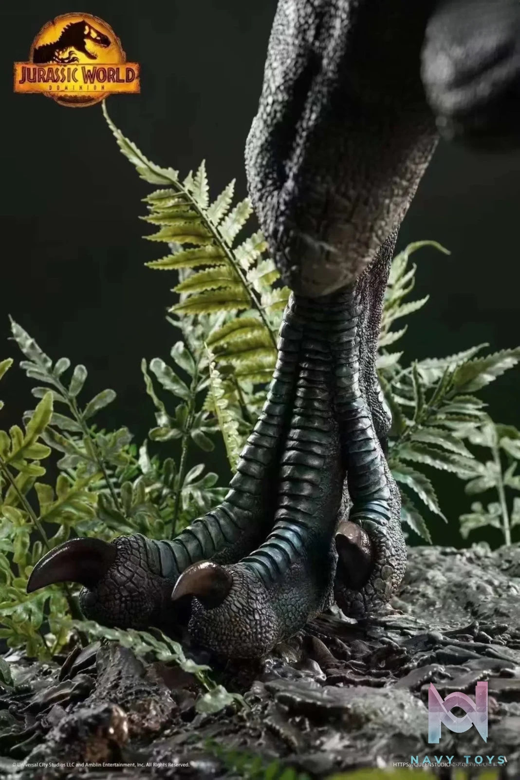 Queen Studio – Jurassic World Second Jurassic Beta Dinosaur Statue (Licensed)
