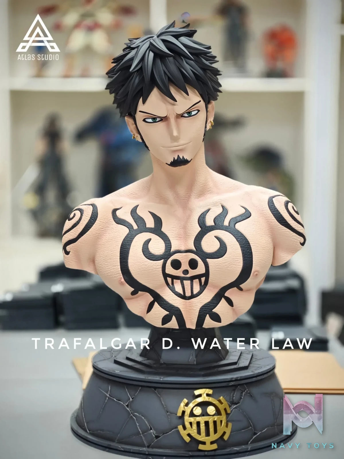 Atlas Studio – One Piece Trafalgar D. Water Law Bust