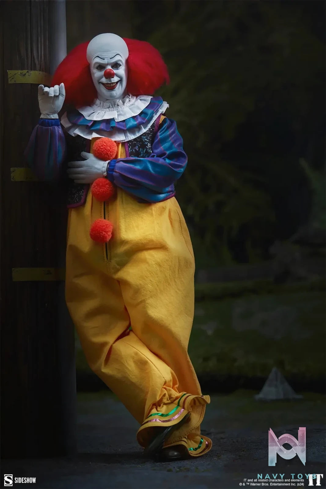 Sideshow Collectibles – It (1990) Pennywise 1/6 Scale Action Figure 100479 (Licensed)