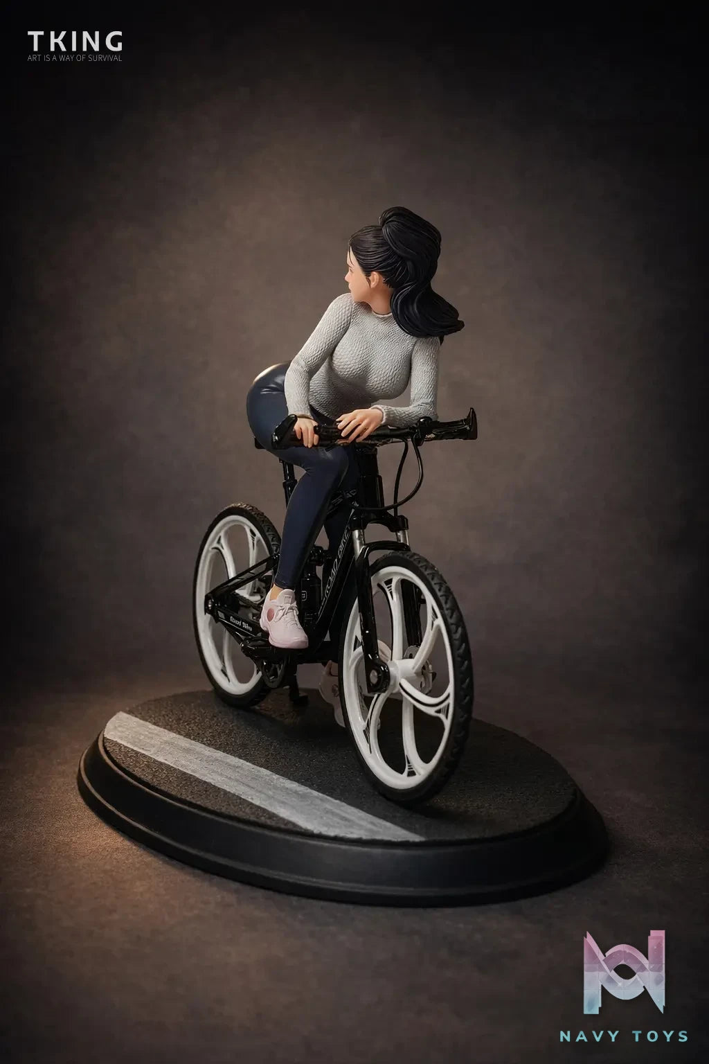 Tking Studio – Cycling Girl 1/8 Scale Figure (Licensed)